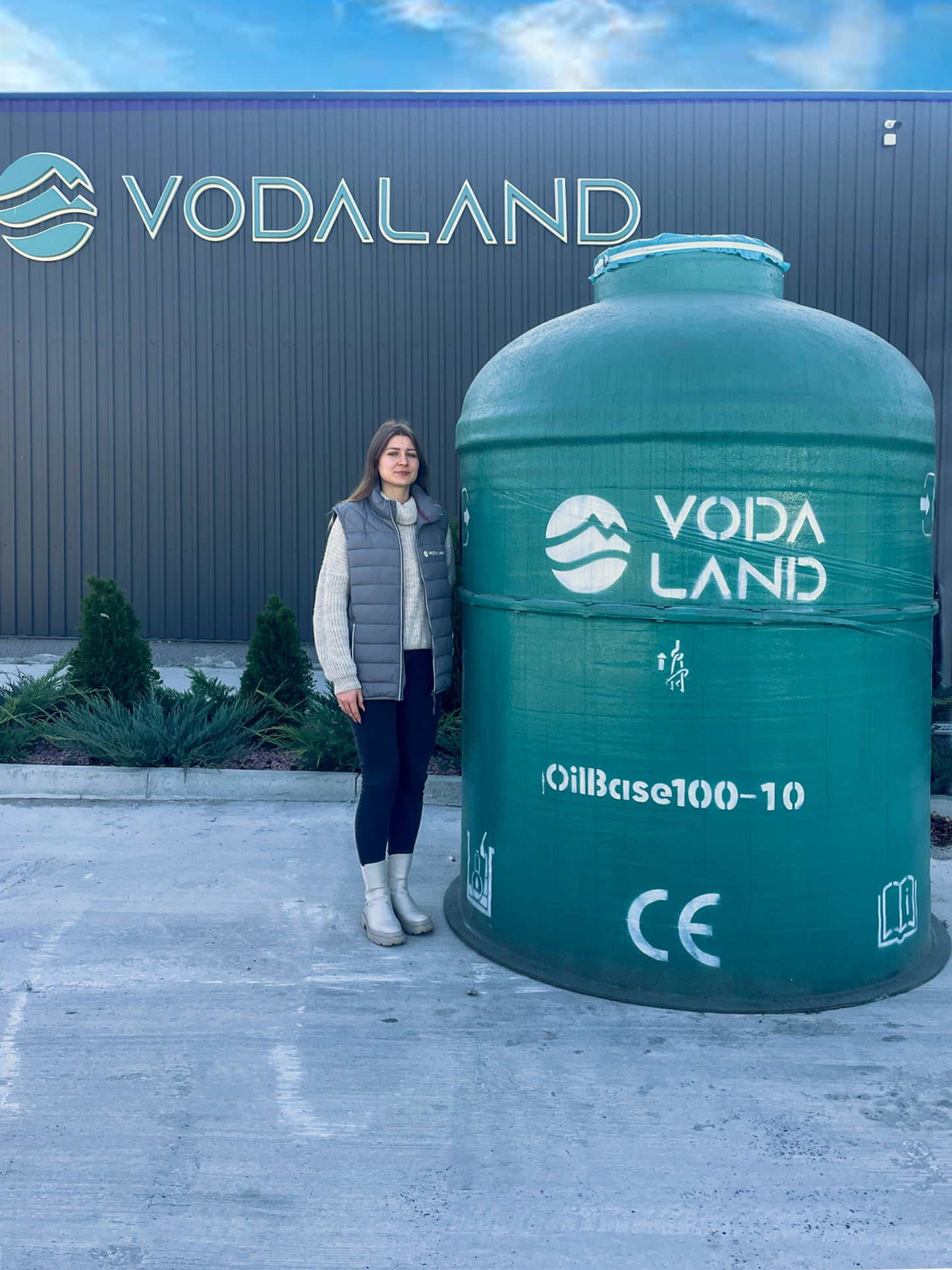 Vodaland - OilBase 100-10 Full retention separator (2600 L)