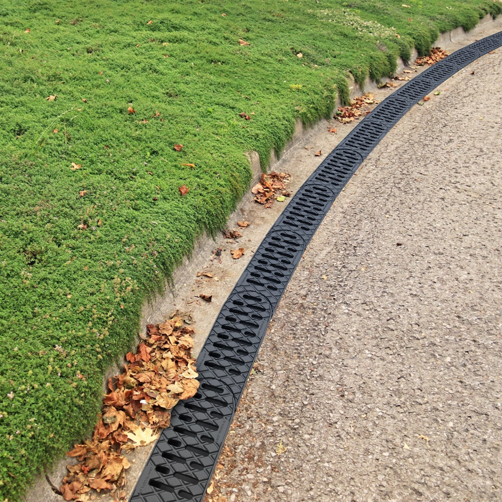 Channel drain before green area